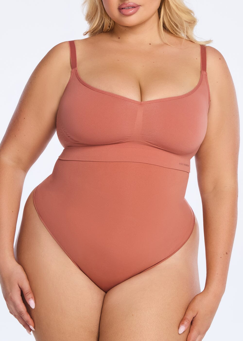 SmoothingSeamless Sculpting High-Waist Thong